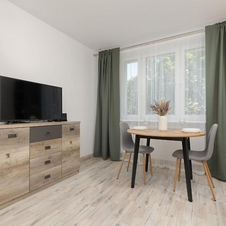 Studio Warsaw Wlochy 1 Sierpnia By Noclegi Renters Luaran gambar